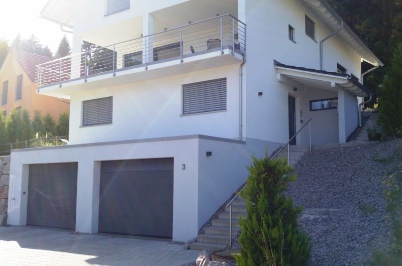 Modernes Holzhaus mit Einliegerwohnung - Bild 5