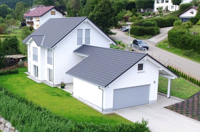 Holzhaus mit Garage - Bild 5