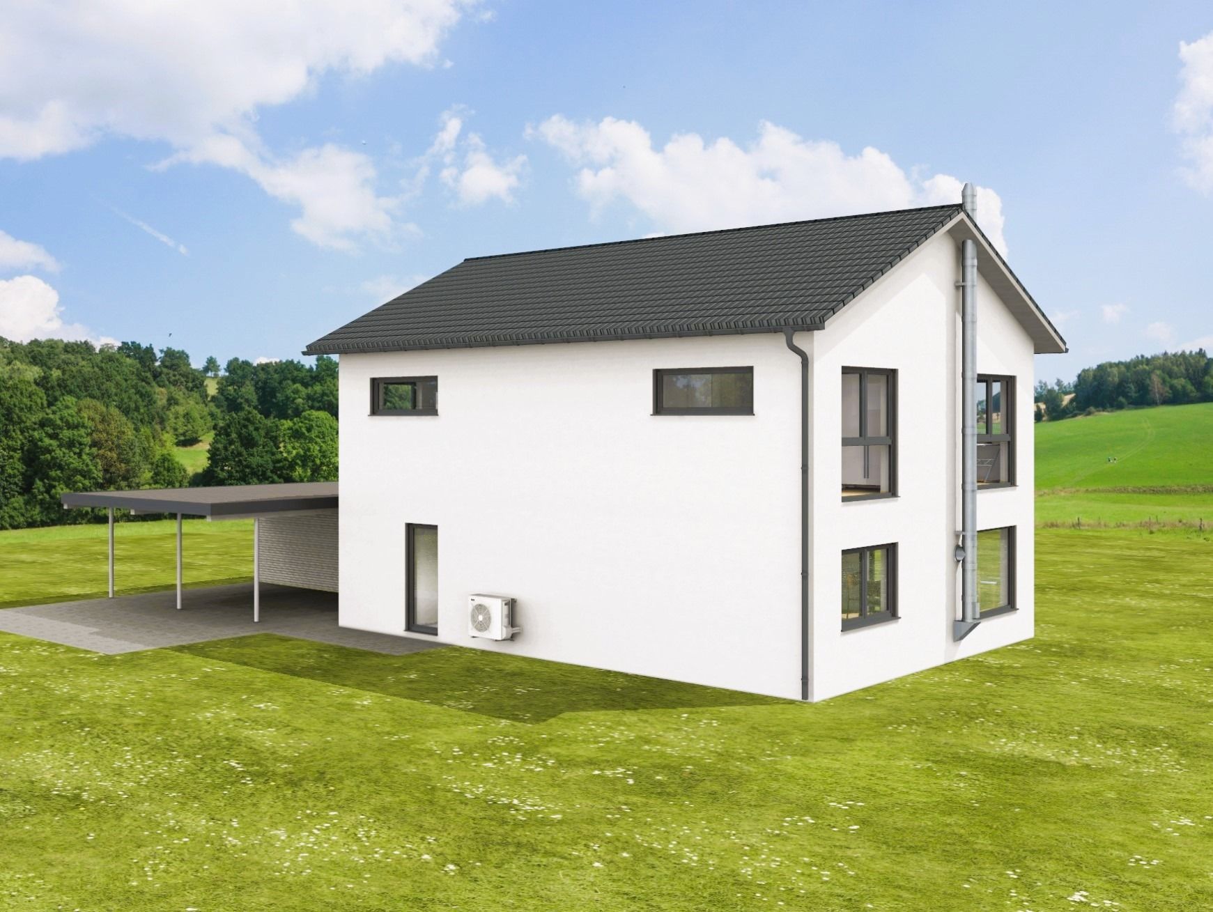 Weißes zweistöckiges Haus mit Carport auf einem grasbewachsenen Feld mit blauem Himmel und Bäumen im Hintergrund.