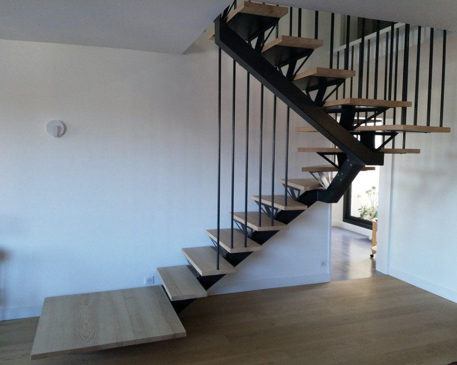 Conception et fabrication d'escaliers à Poitiers et alentour