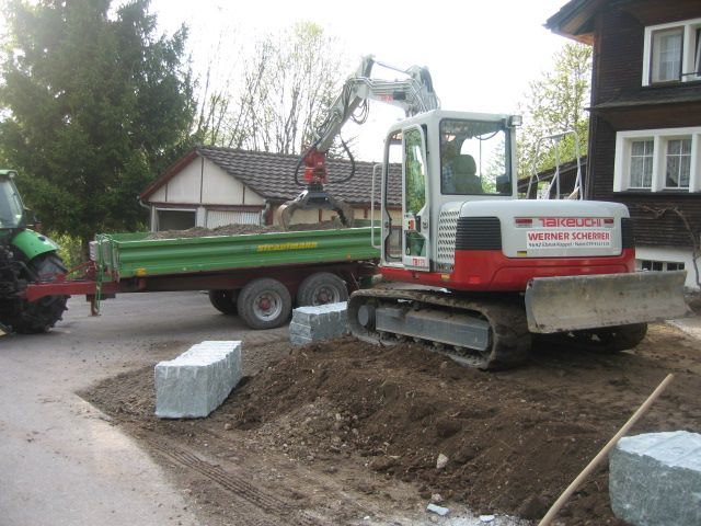 Gartengestaltung mit Granitblöcken