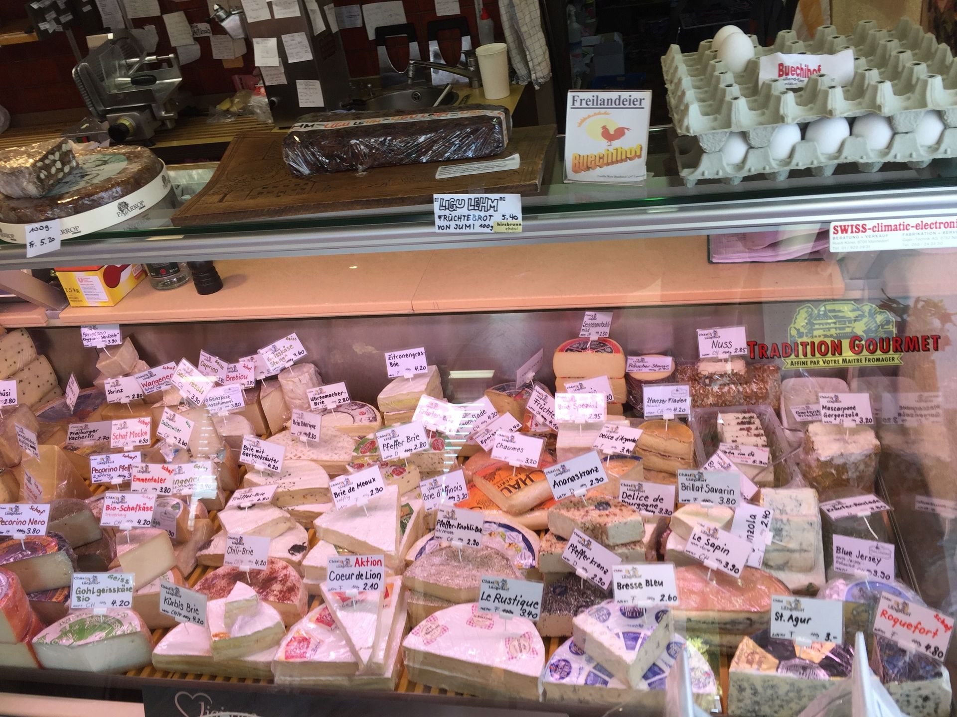 Käsevitrine - Chäsi Längedorf - Langendorf 2