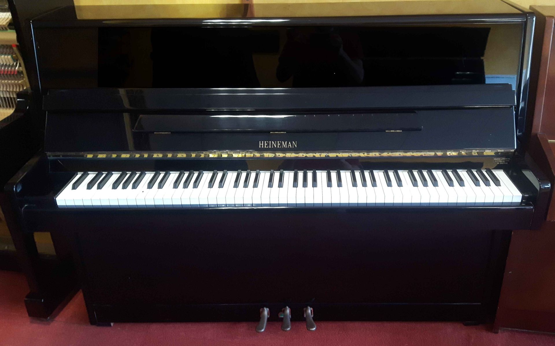 Pianos d'occasion piano neuf garantie livraison accordé livré professionnel magasin  Yamaha Silent origine