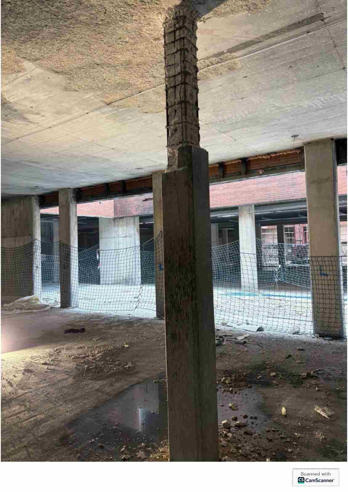 Interior de un edificio abandonado e inacabado