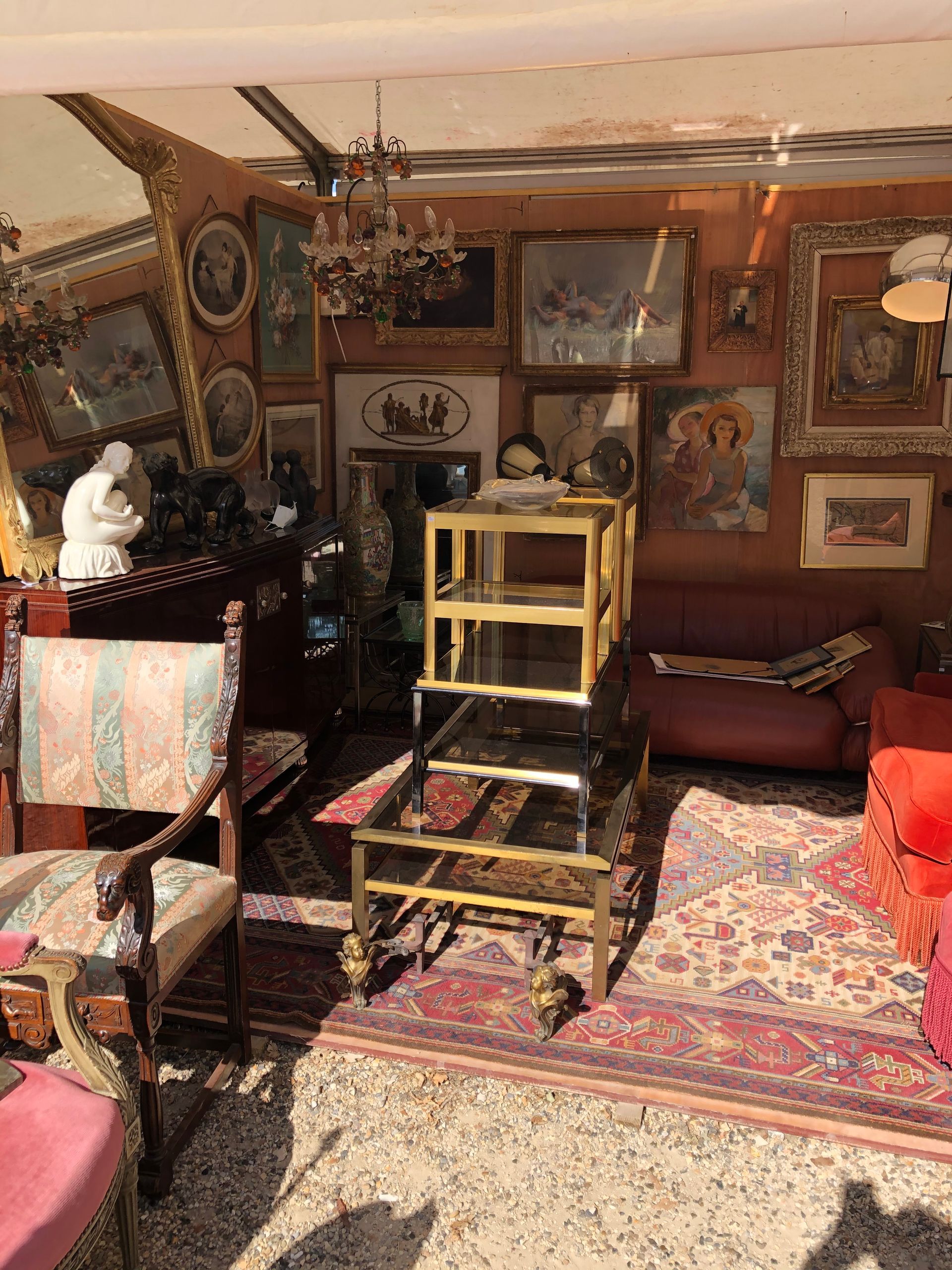 Brocante d'antiquités à Paris dans les Yvelines - objets anciens 4