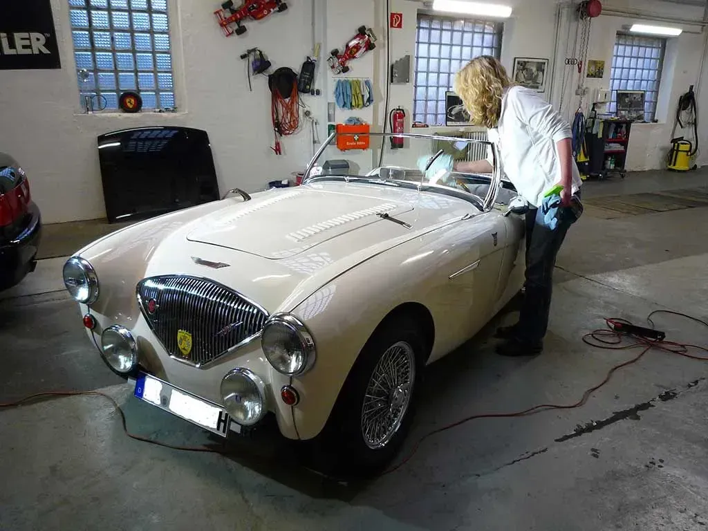 Fahrzeugpflege Service Krieg