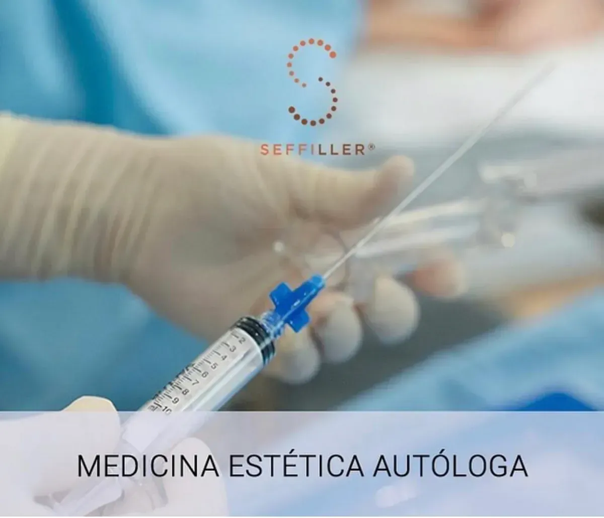 Una persona sosteniendo una jeringa con las palabras medicina estética autóloga en la parte inferior.