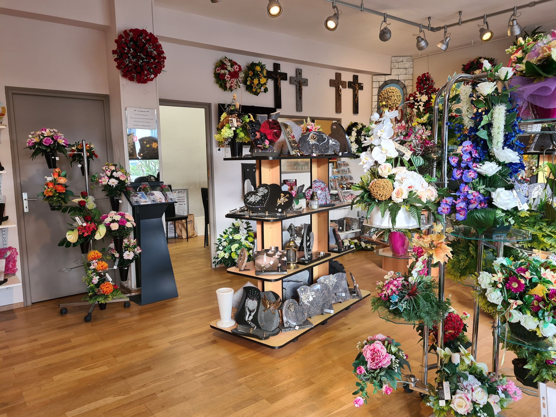 Le magasin d'articles funéraires de Pompes funèbres Porto-Vecchiaises