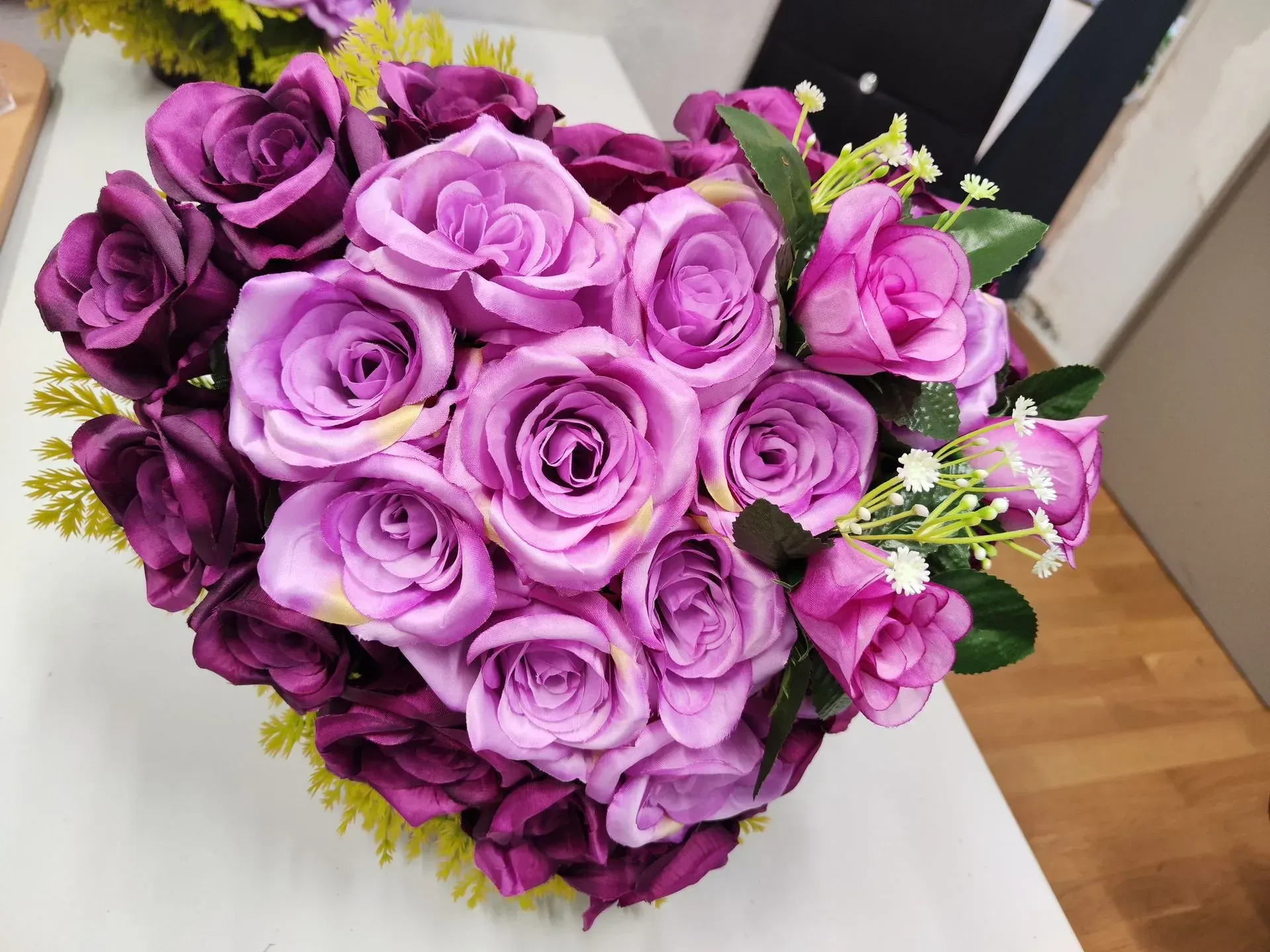 Bouquet de fleurs en forme de cœur