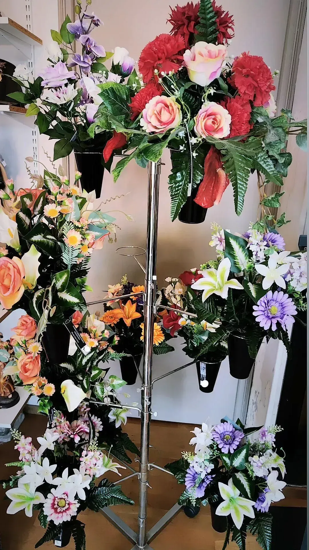 Présentoir de fleurs funéraires