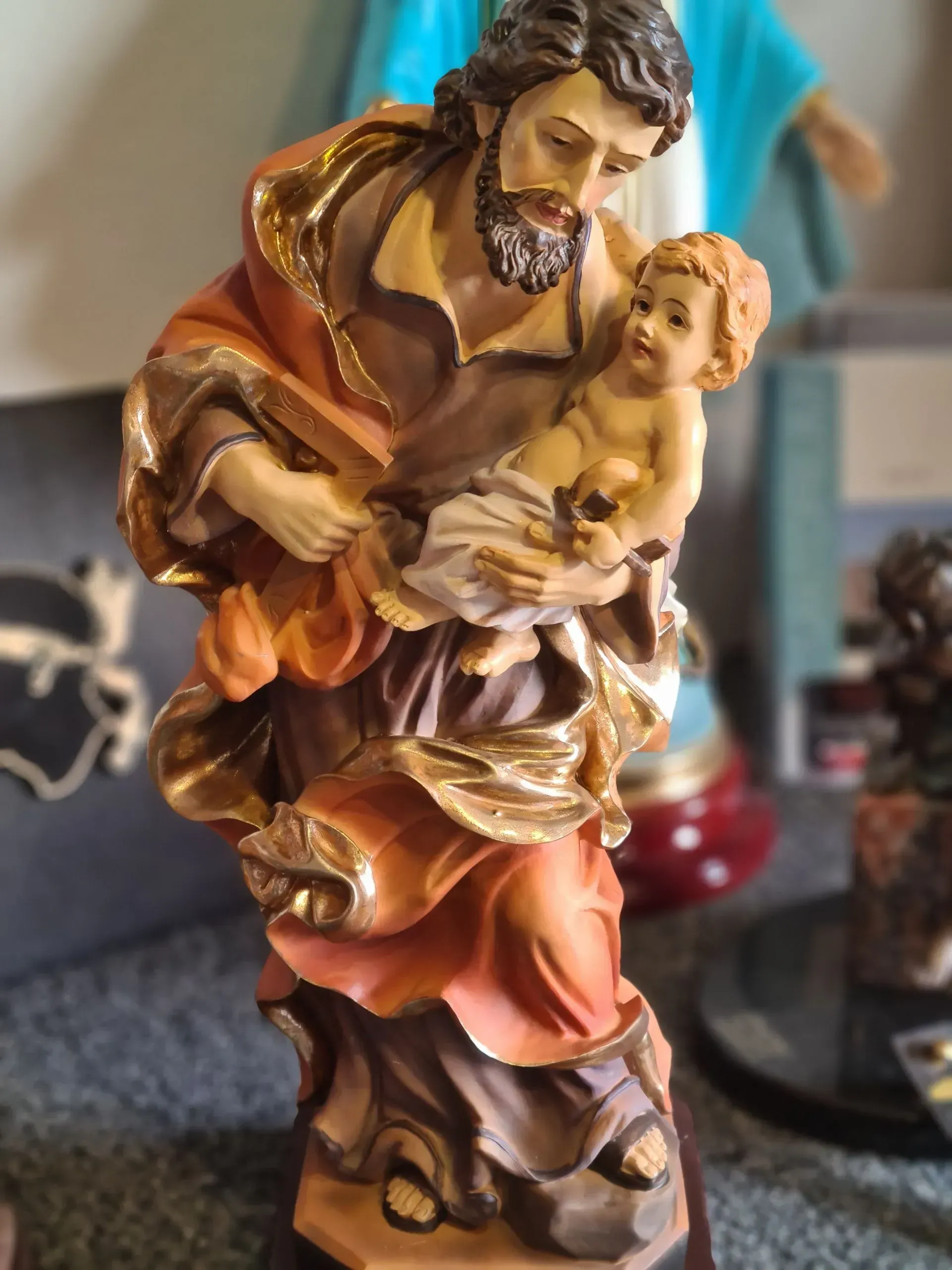 Statuette d'un saint