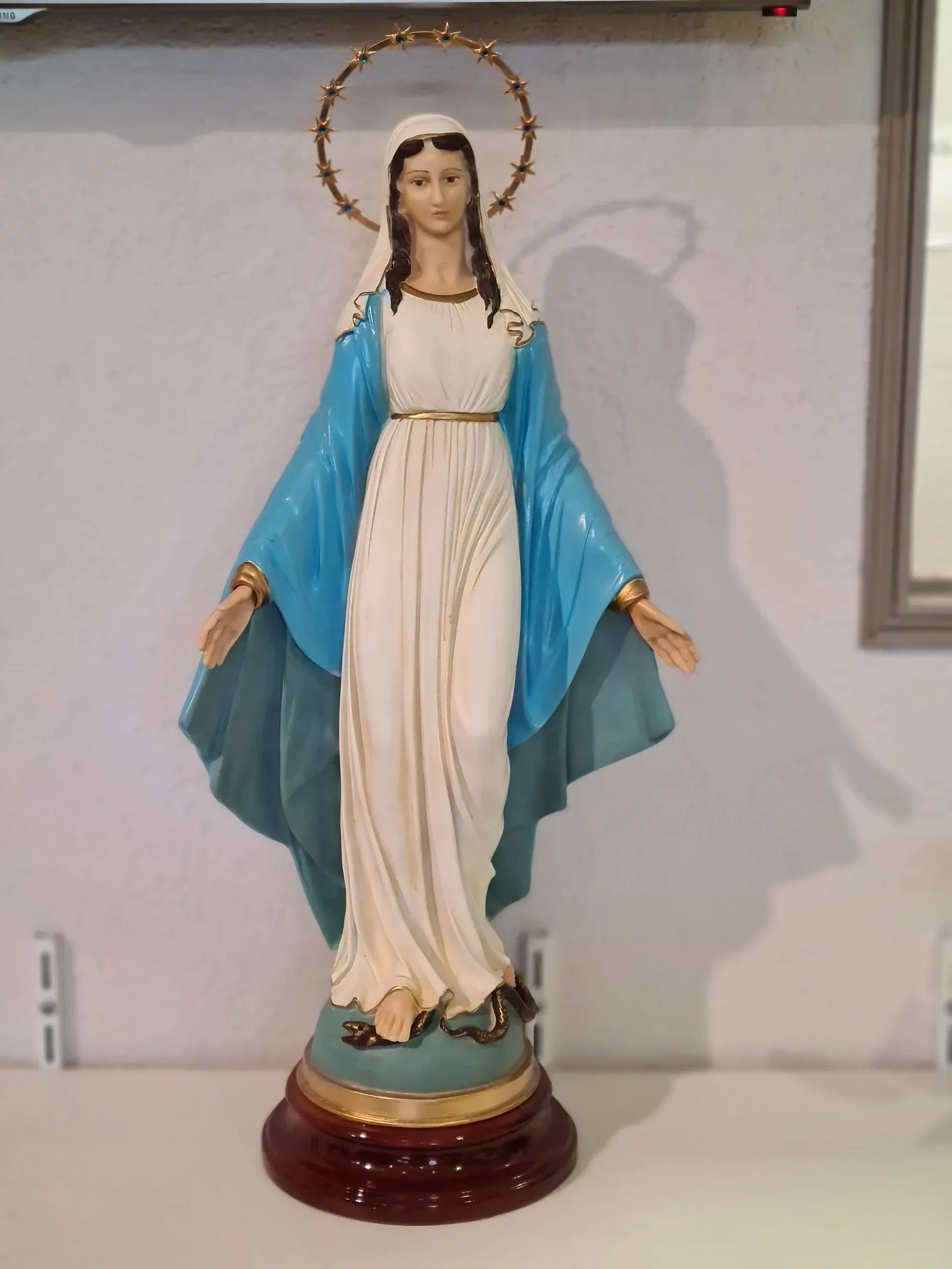 Statuette de la Vierge