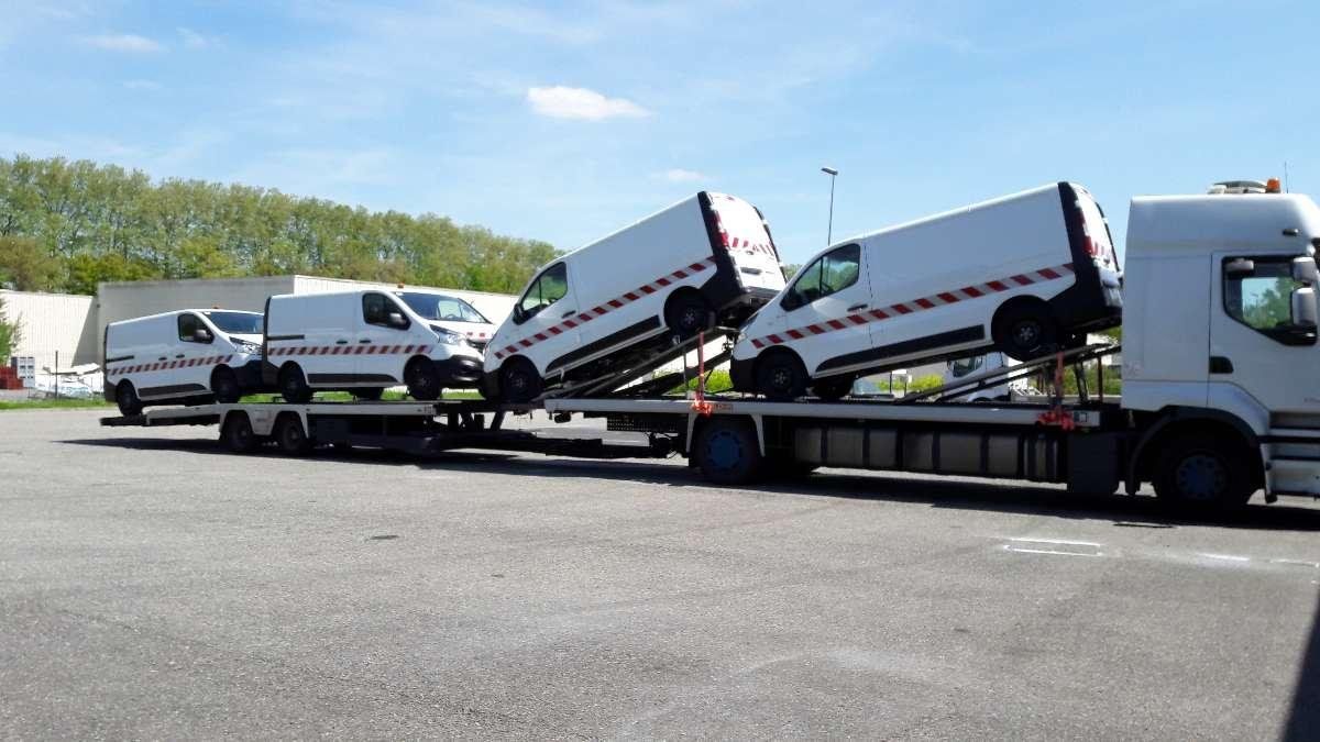 Transport de fourgon industriel