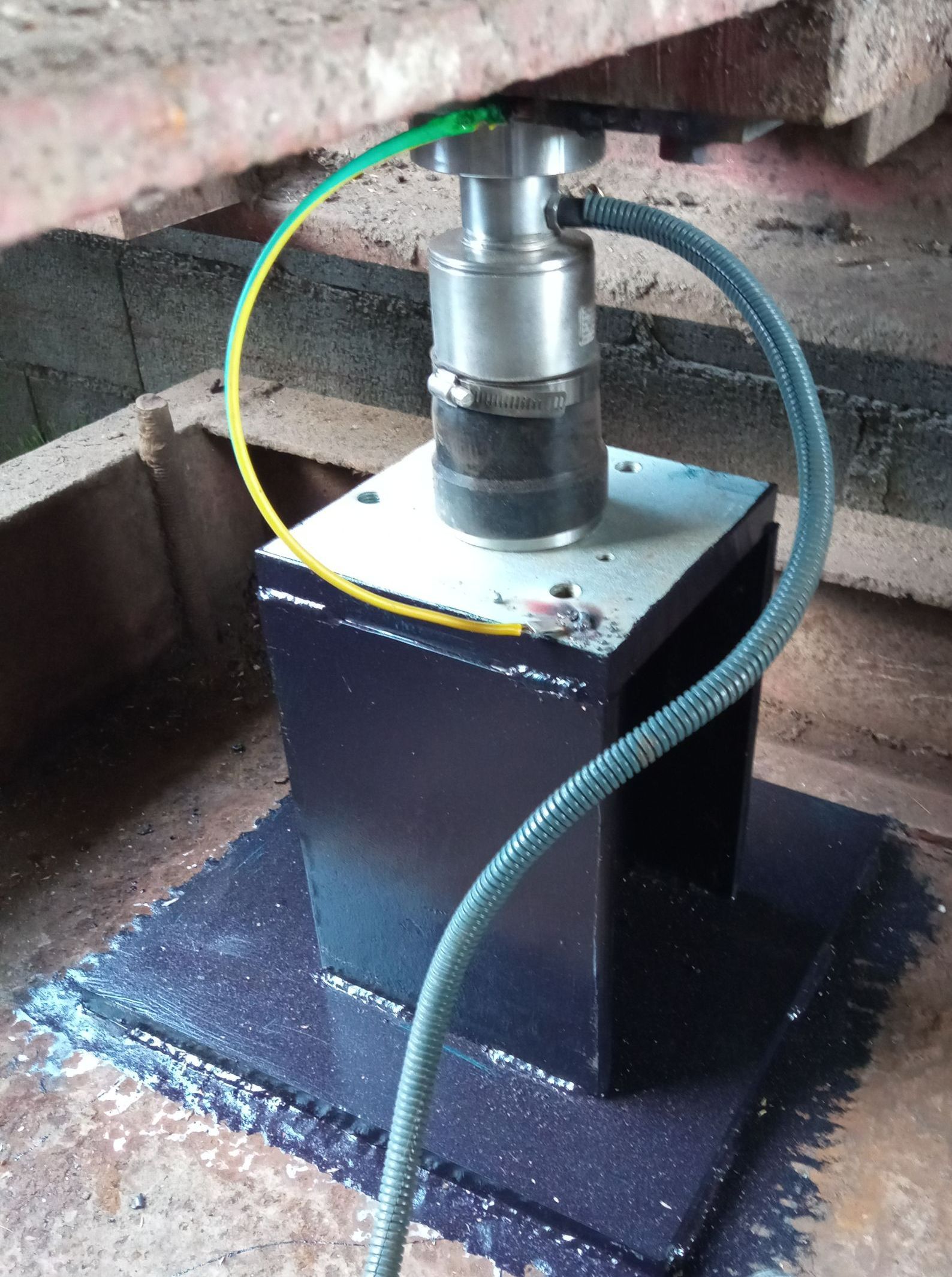 Pont-bascule vu de côté