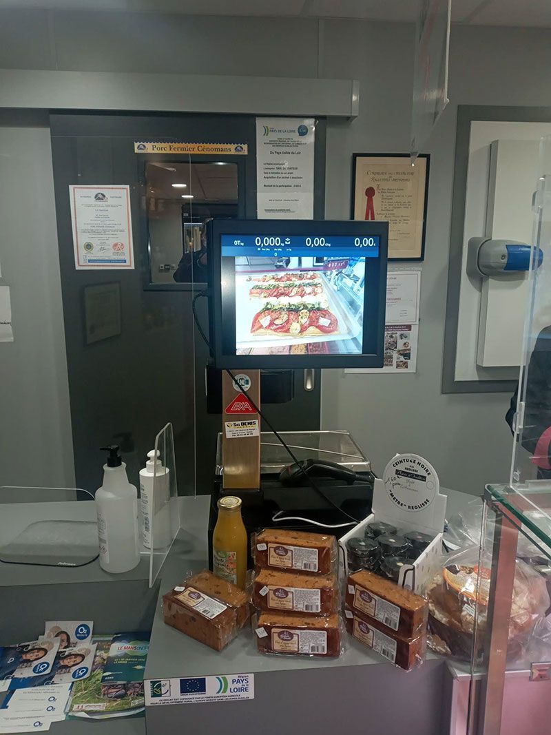 Balance avec affichage électronique pour le commerce