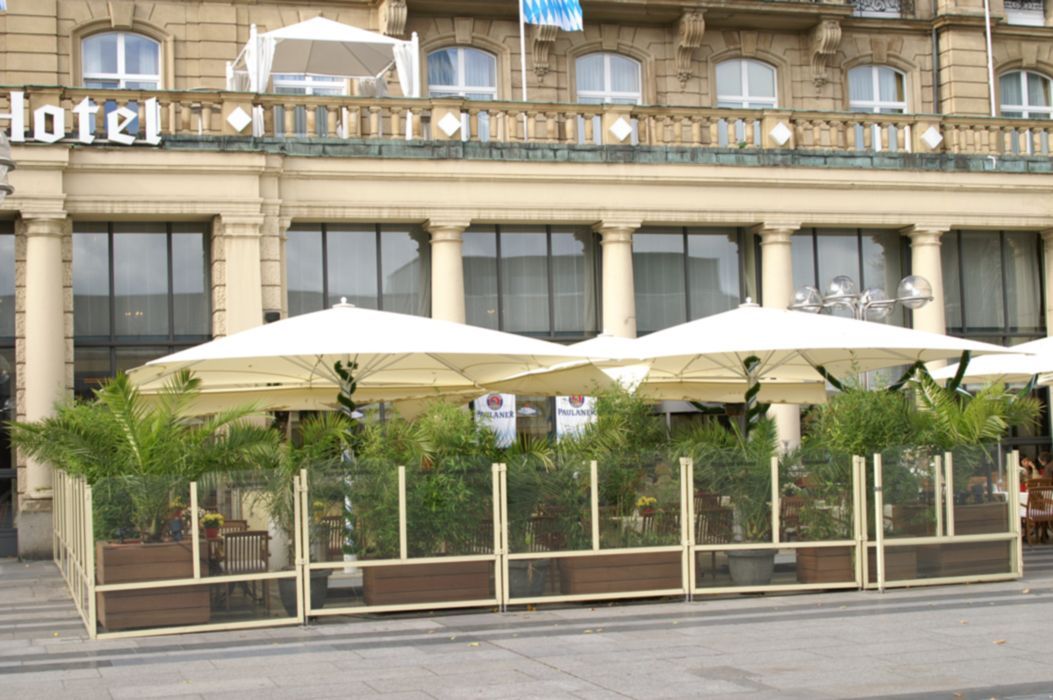 Sonnenschirme Außenbereich Restaurant