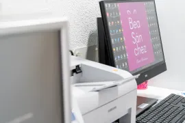 Monitor de computadora que muestra