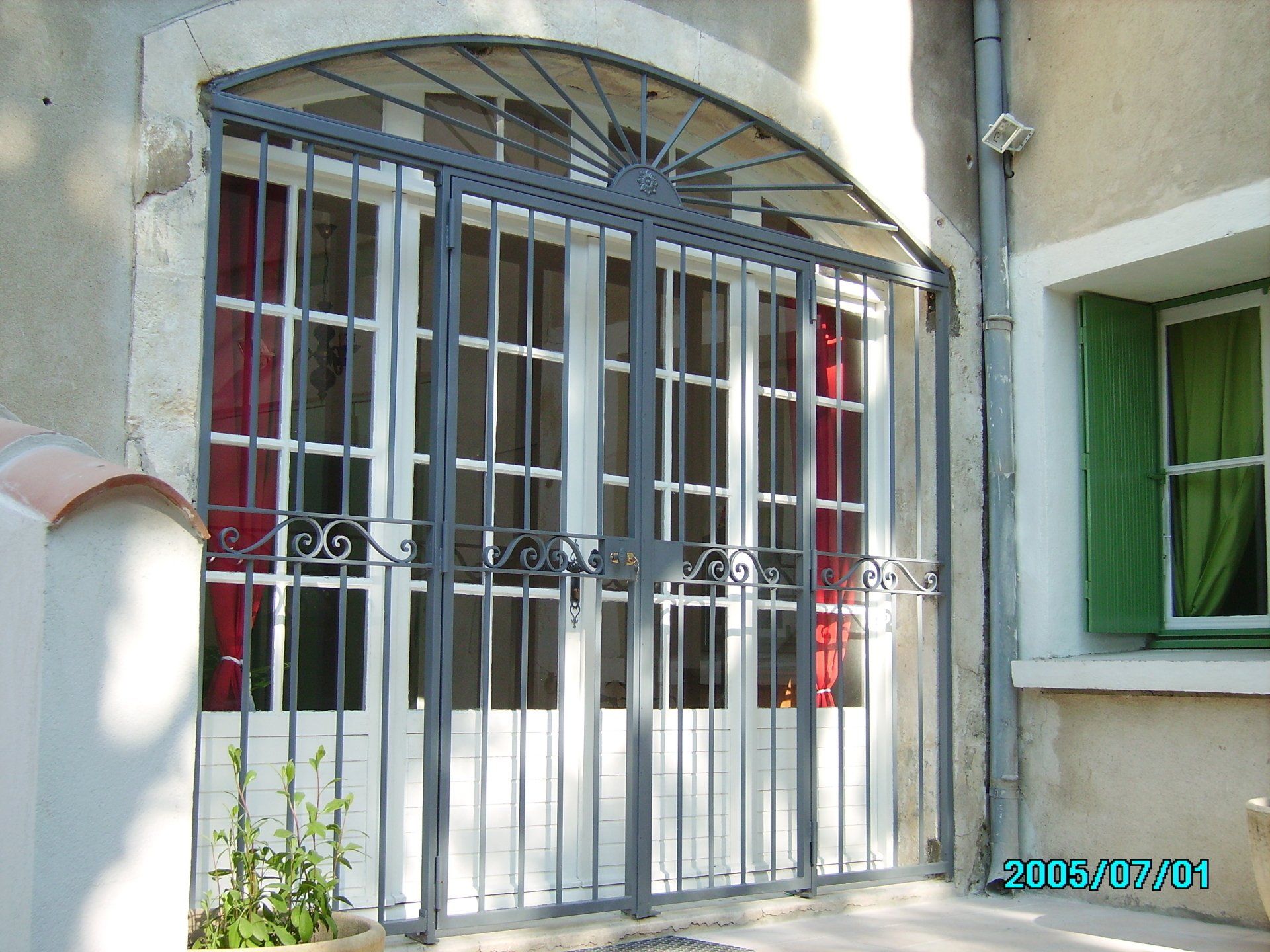 Grille de protection nimes