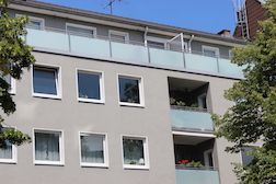 Balkongeländer mit Edelstahl-Sicherheitsglas