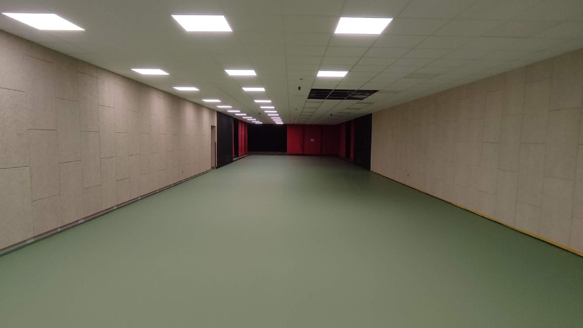 Kraiburg ampumaharkko sisäampumaradalla, joustava ja kulutusta kestävä kumirakenne