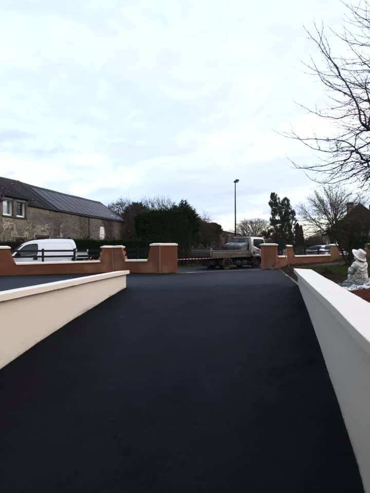 Réalisations d'enrobés pour chemin d'accès