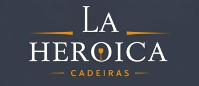 Logotipo de La Heroica Cadeiras en blanco y dorado sobre fondo oscuro.