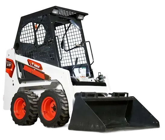 Chargeuse compacte Bobcat blanche avec cage noire, roues orange et godet noir.
