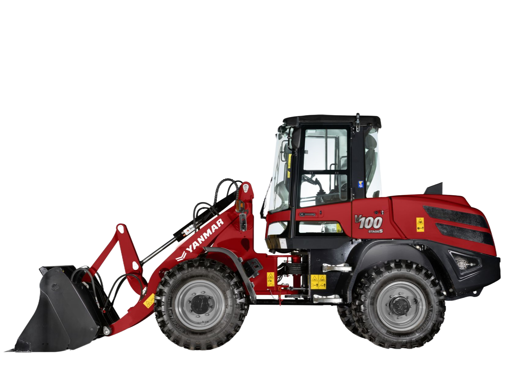 Chargeuse sur pneus Yanmar V100 rouge avec godet noir, sur fond blanc.