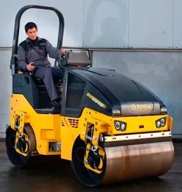 Vers la page Matériel de compactage.