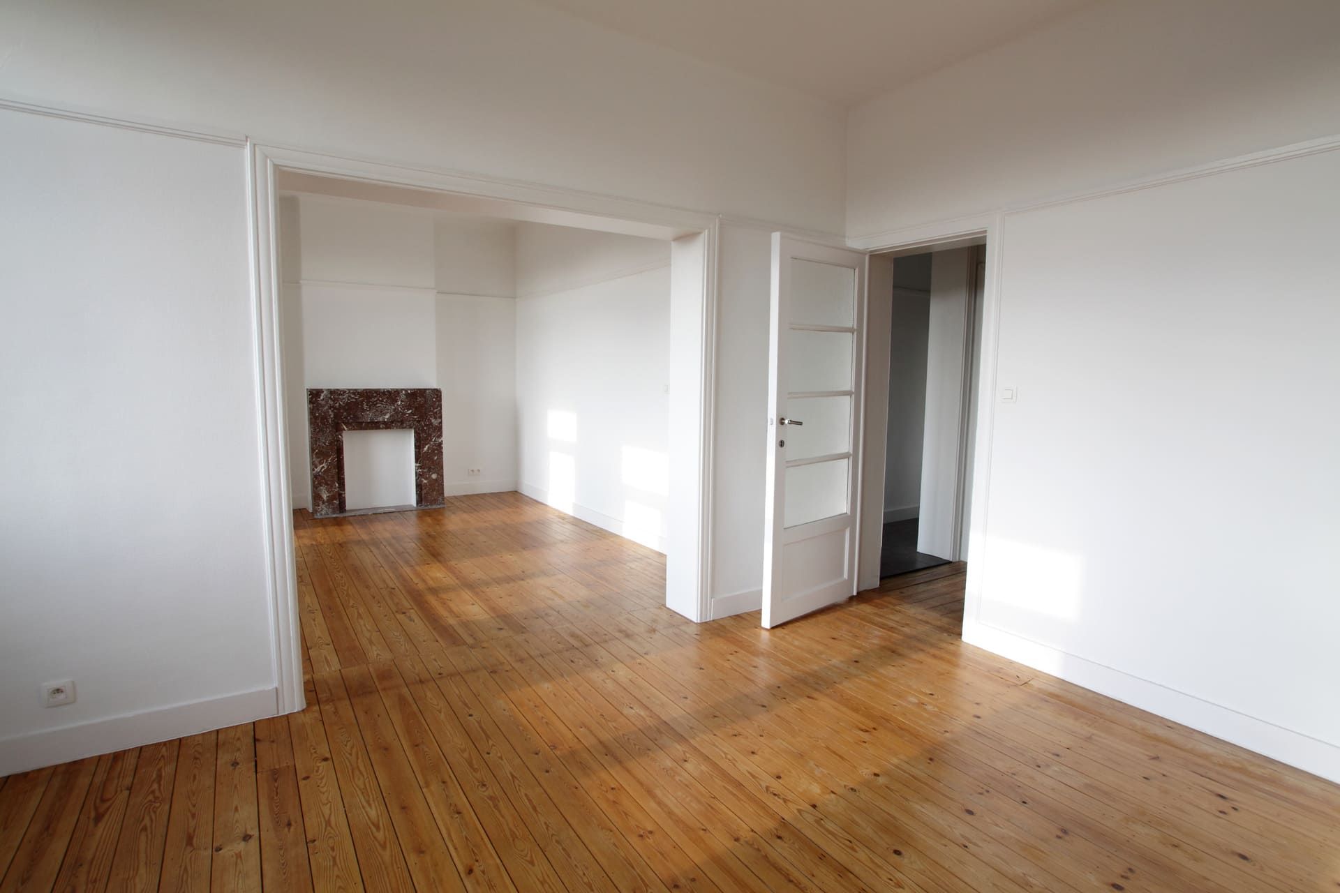 Un appartement vide et propre