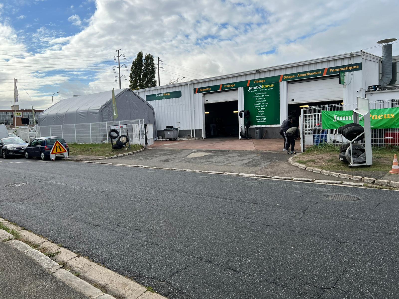Garage automobile aux Mureaux