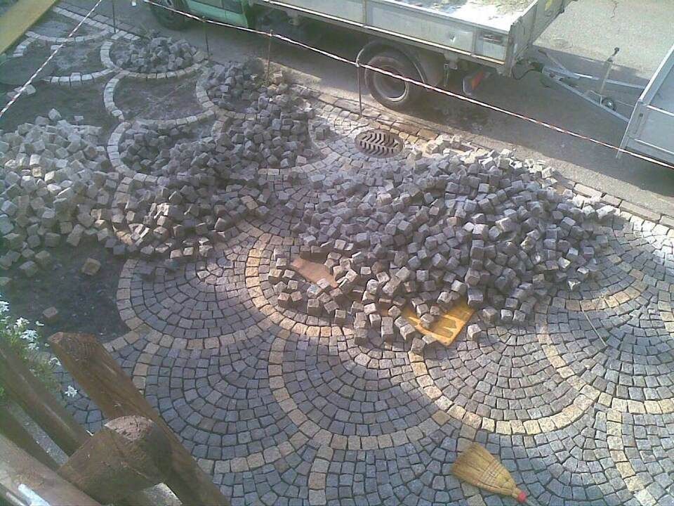 Arbeit der Walter Staub Pflästerungen GmbH