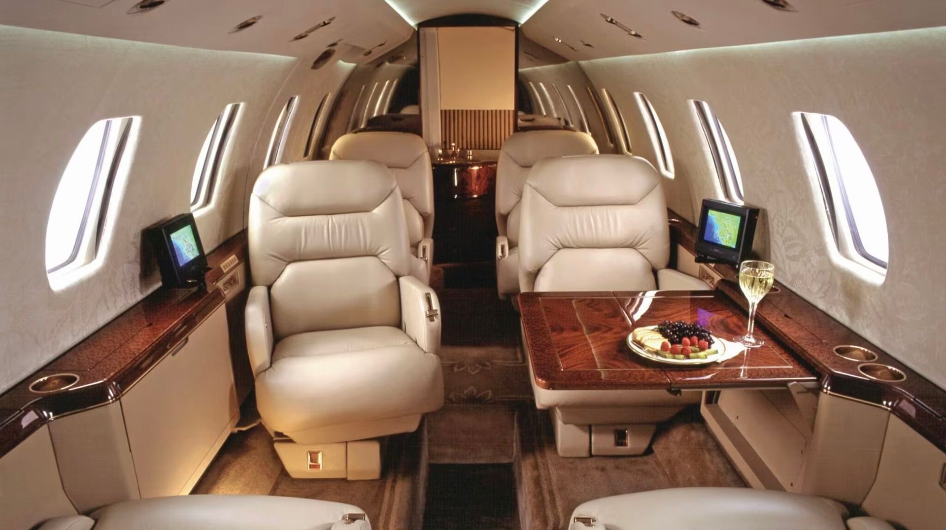 Experience the Luxury and Affordability of Private Jet Hire