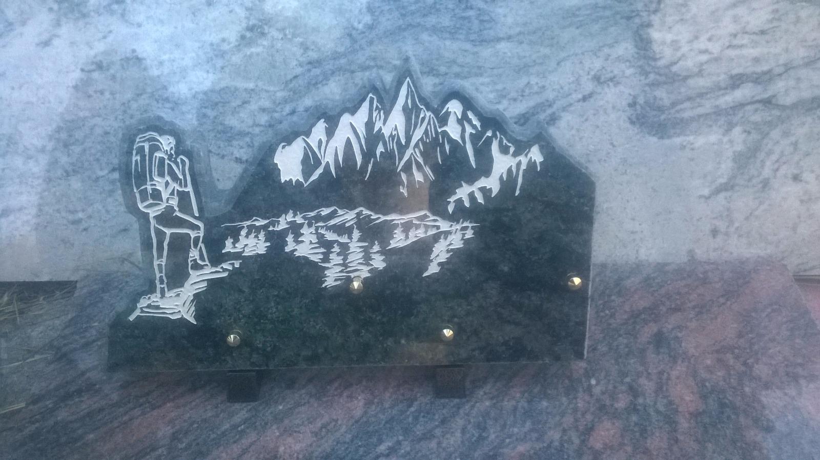 plaque montagne n 7 randonneur vert (4)