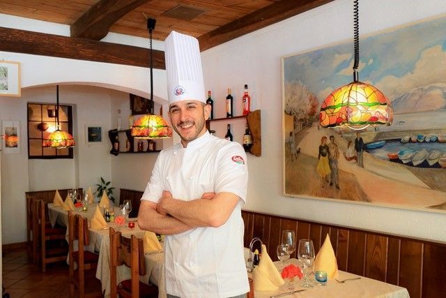 cuoco di un ristorante