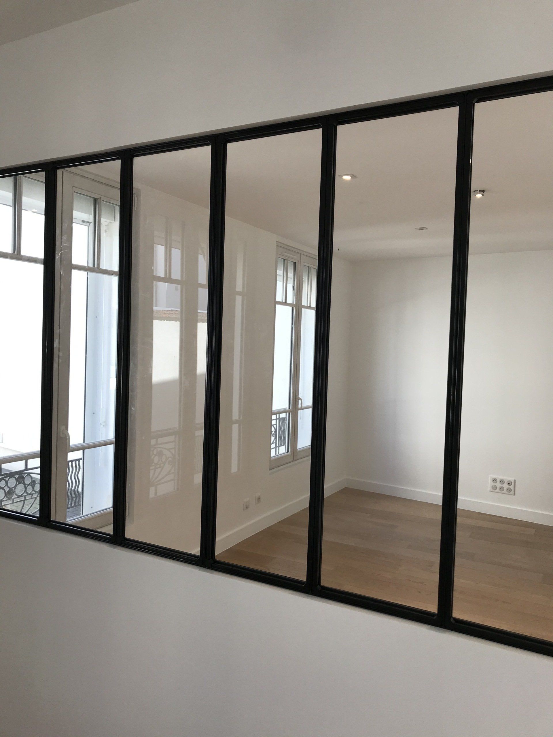 Séparation de deux pièces avec une verrière