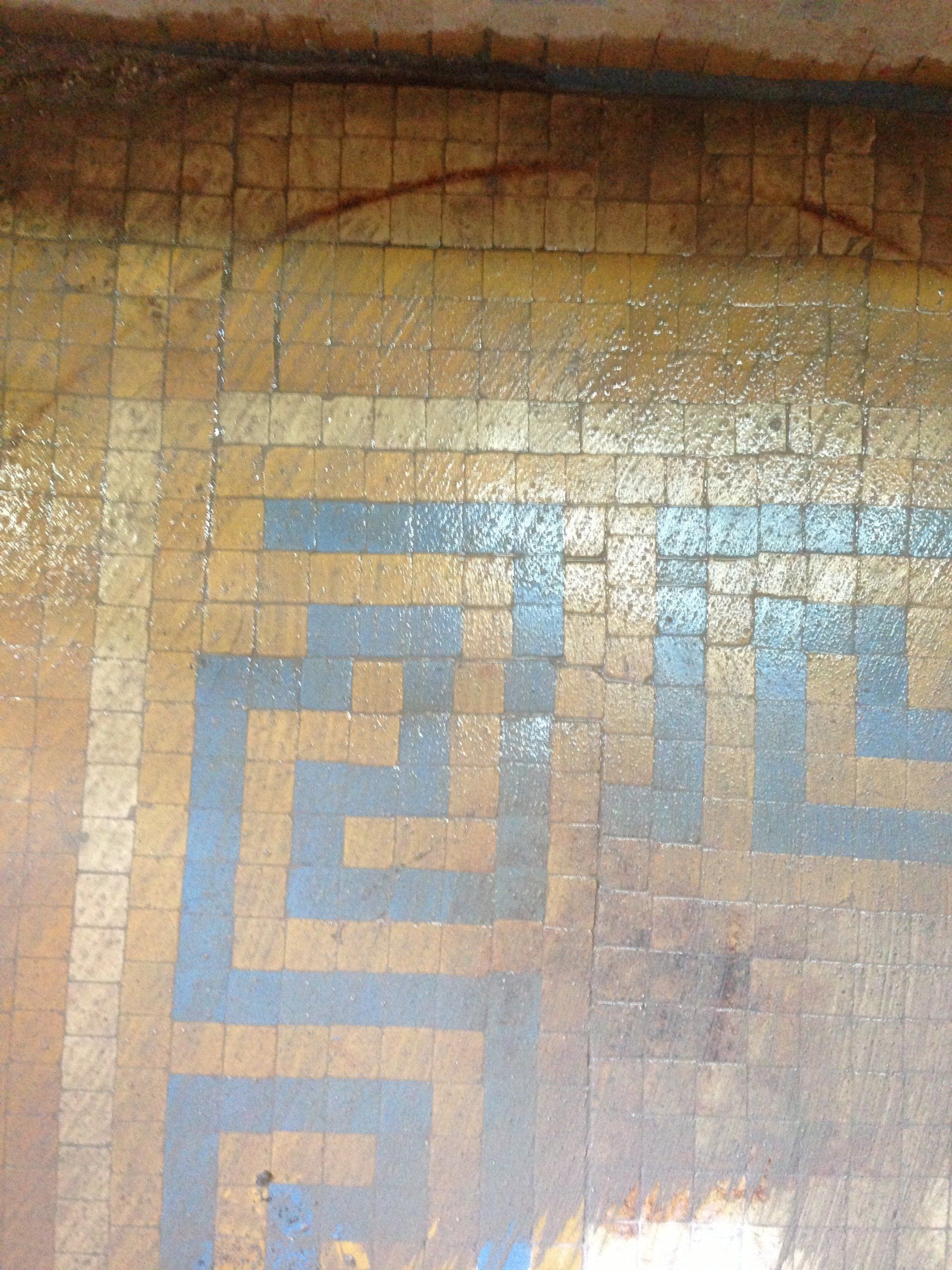 Mosaïque piscine Molitor avant travaux