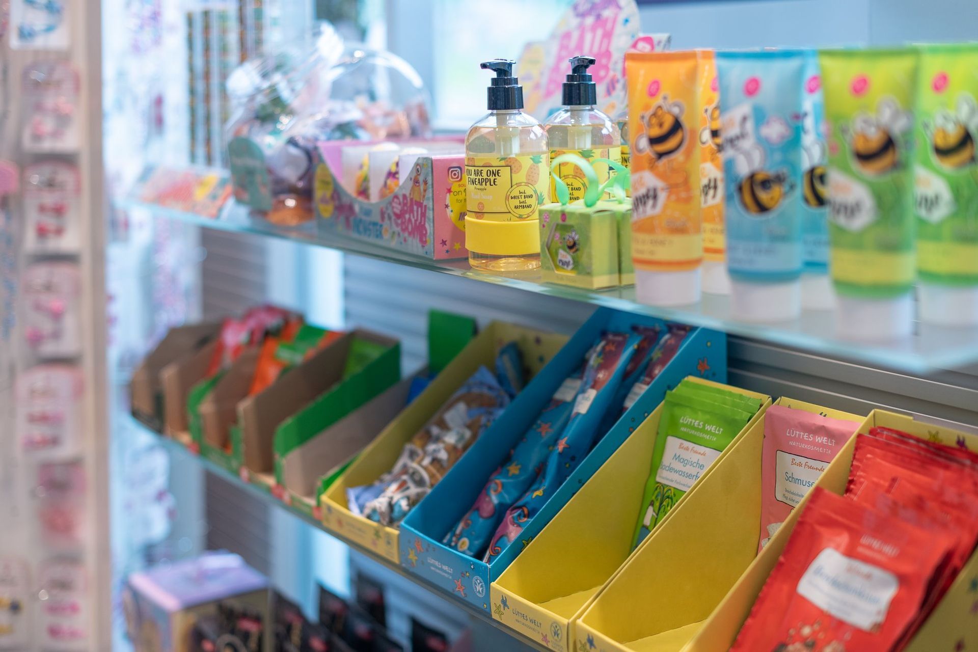 Reuss Apotheke Bremgarten Aargau Medikamente etc.