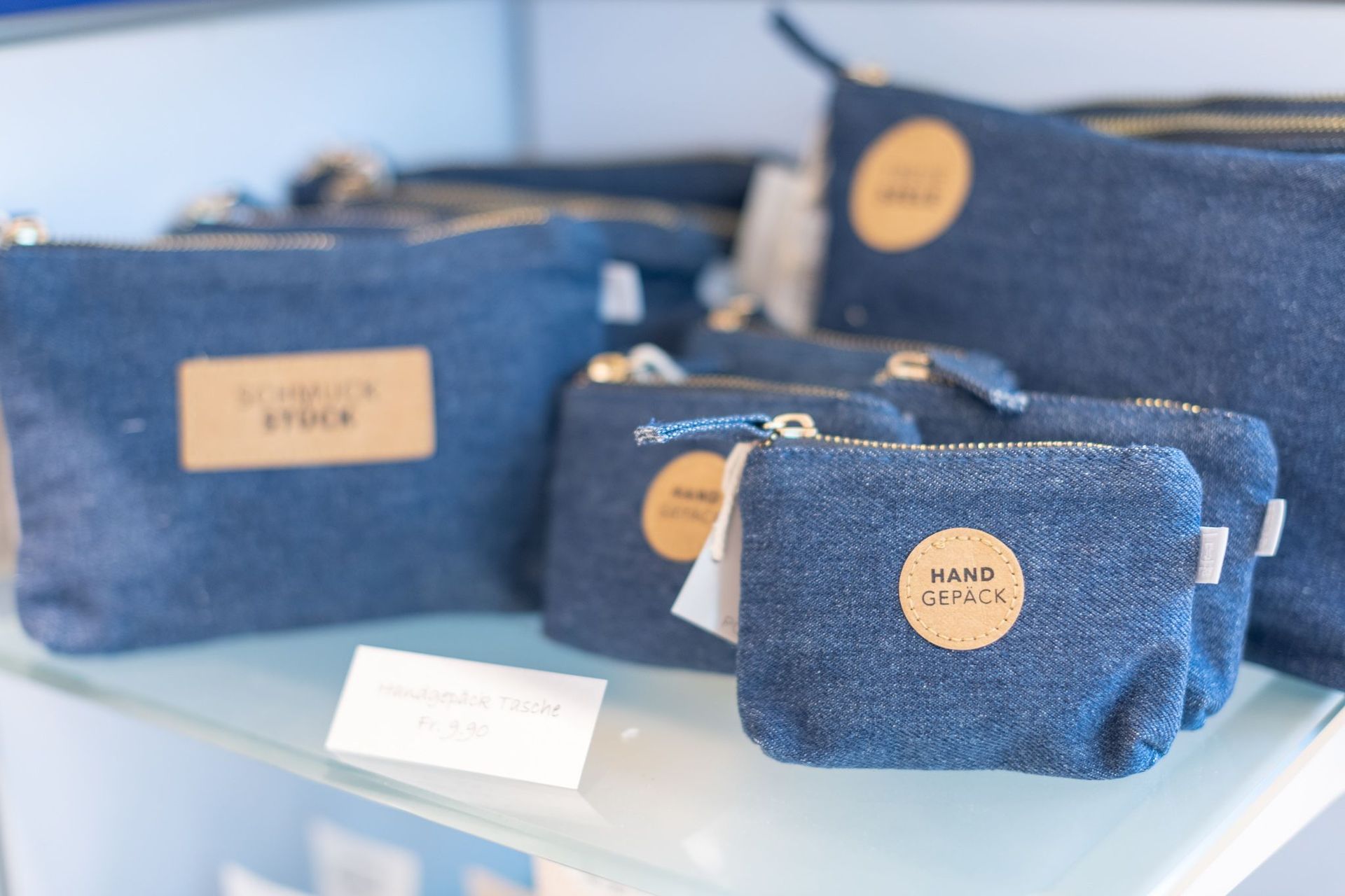 Reuss Apotheke Bremgarten Aargau Medikamente etc.