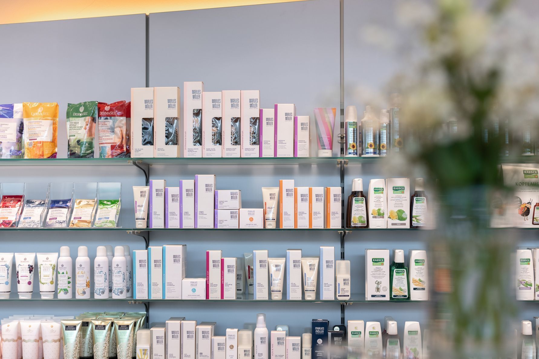 Reuss Apotheke Bremgarten Aargau Medikamente etc.