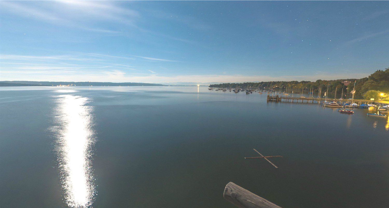 Landschaft mit Wasser