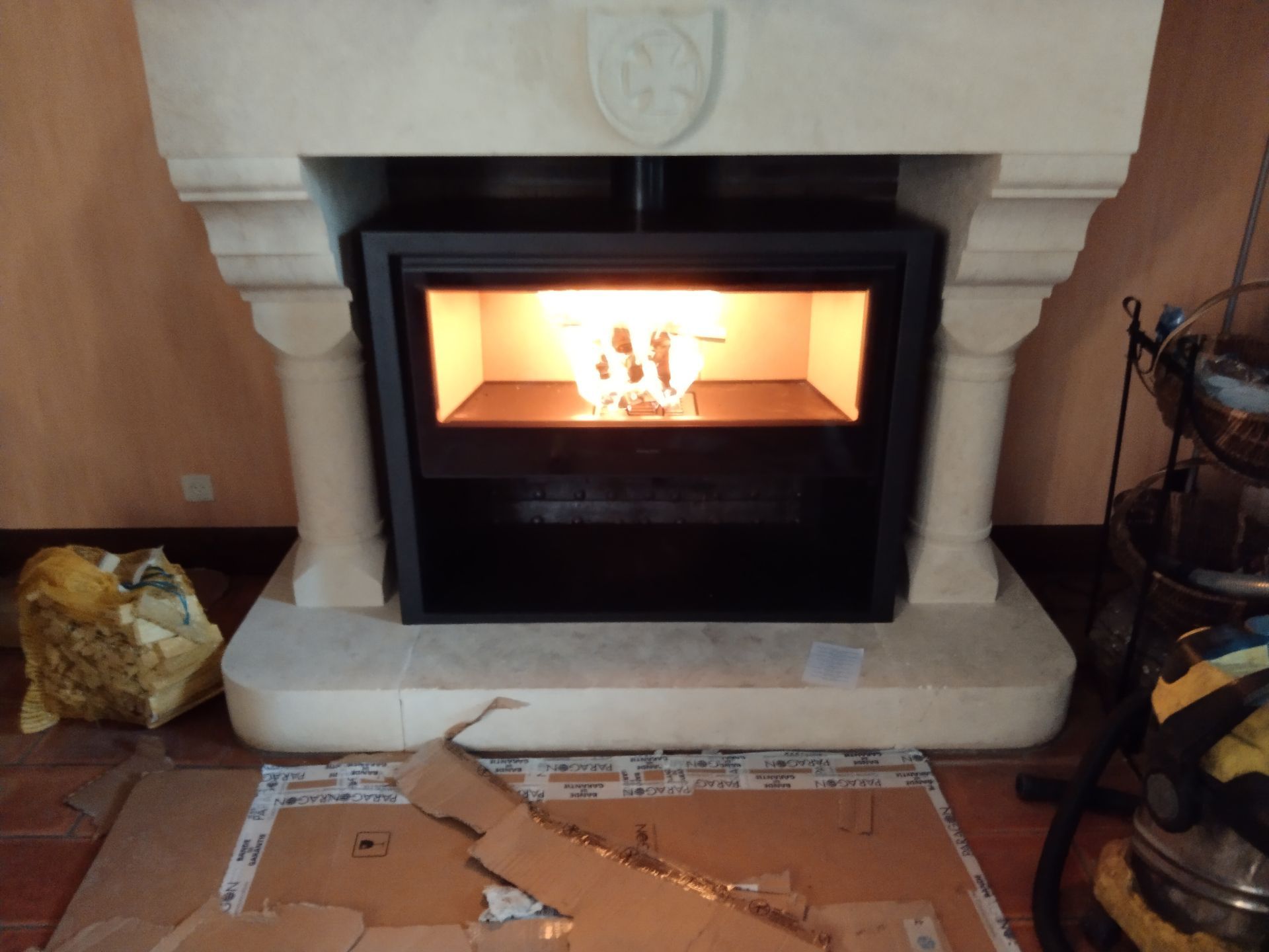 Poêle à bois moderne