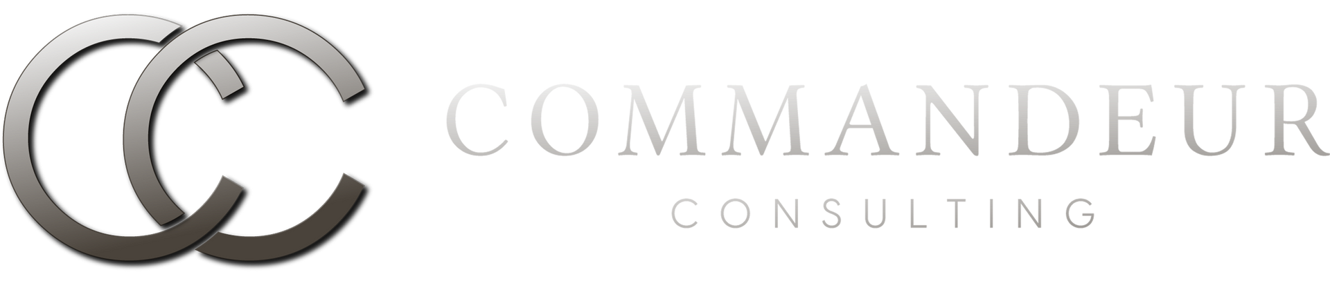 Das Logo von Commandeur Consulting ist grau und weiß.