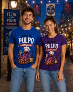 Una persona con una sudadera blanca se ajusta una camiseta gris debajo de una máquina de prensado térmico.