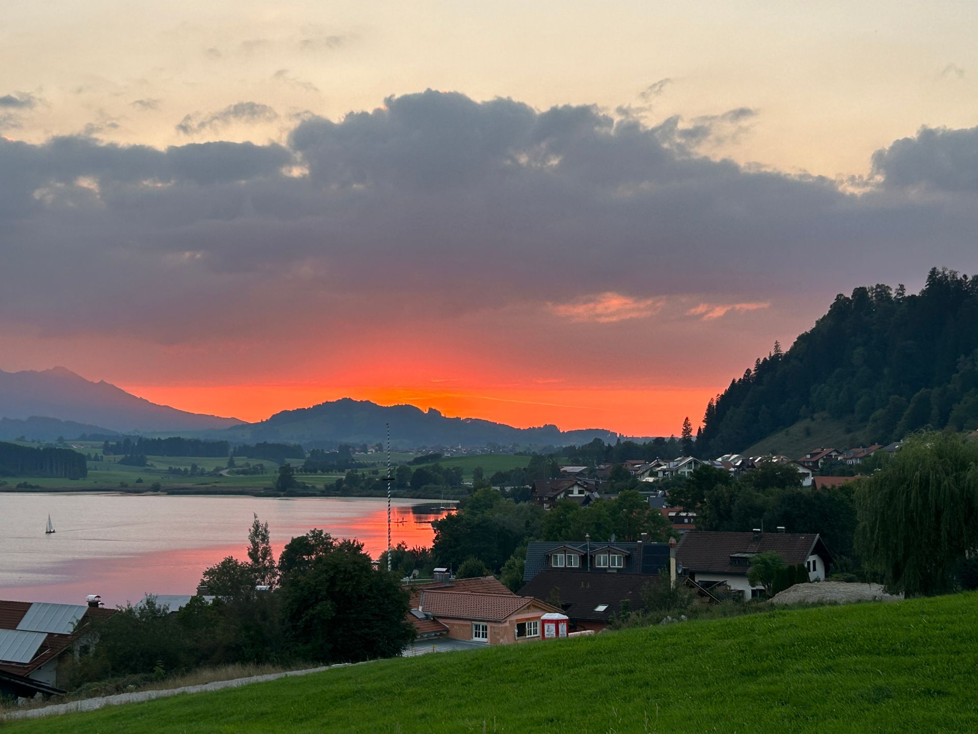 Hopfen am See Sonnenuntergang