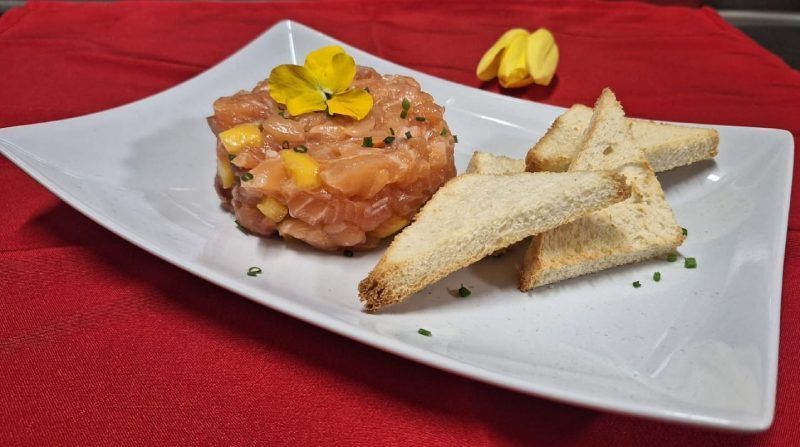 Locale con specialità ticinesi - Ristorante degli Amici