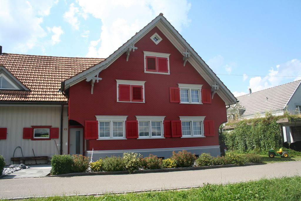Referenzhaus rot - Maler Kläger AG