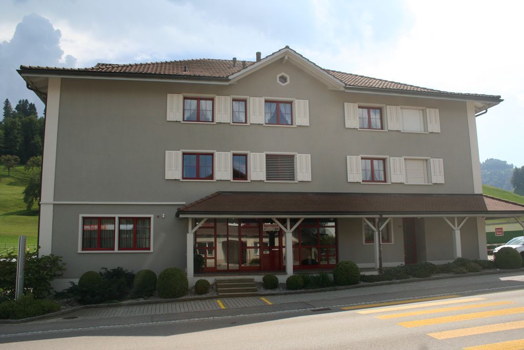 Referenzhaus grau - Maler Kläger AG