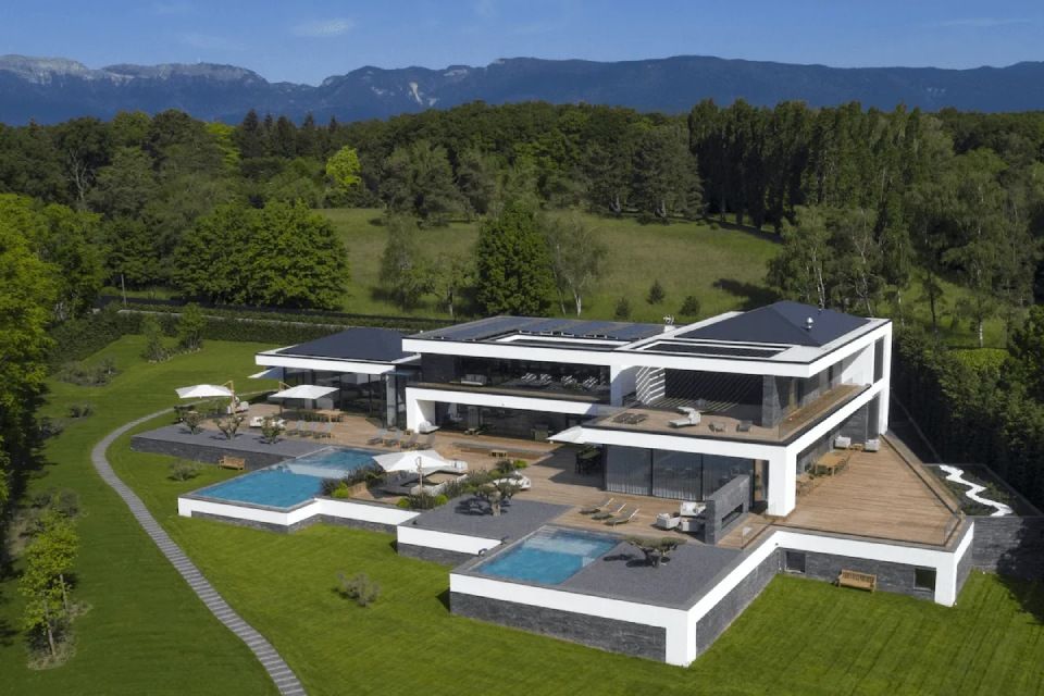 Villa Pride SA, Mies, sondes en double U 40 PN16