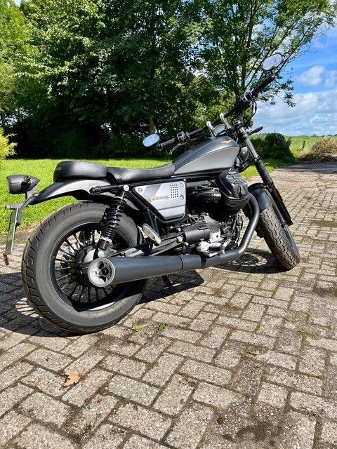 Moto Guzzi - V 9 Bobber Special Editon